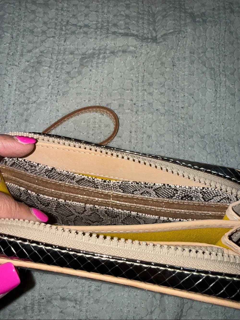 Consuela Kyle Essential Wallet